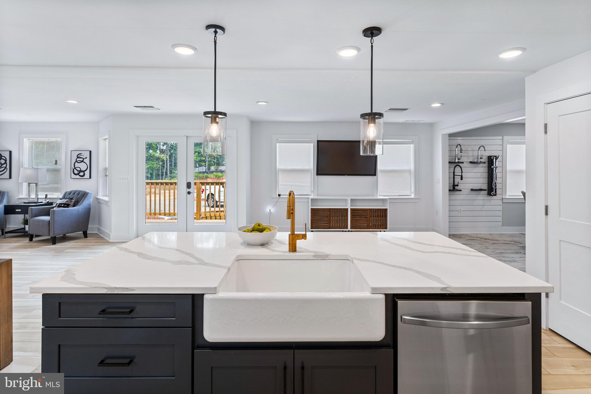 BAY VIEW ESTATES - Residential