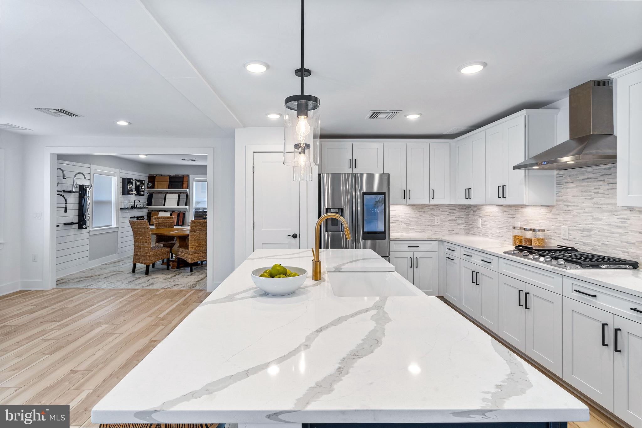 BAY VIEW ESTATES - Residential