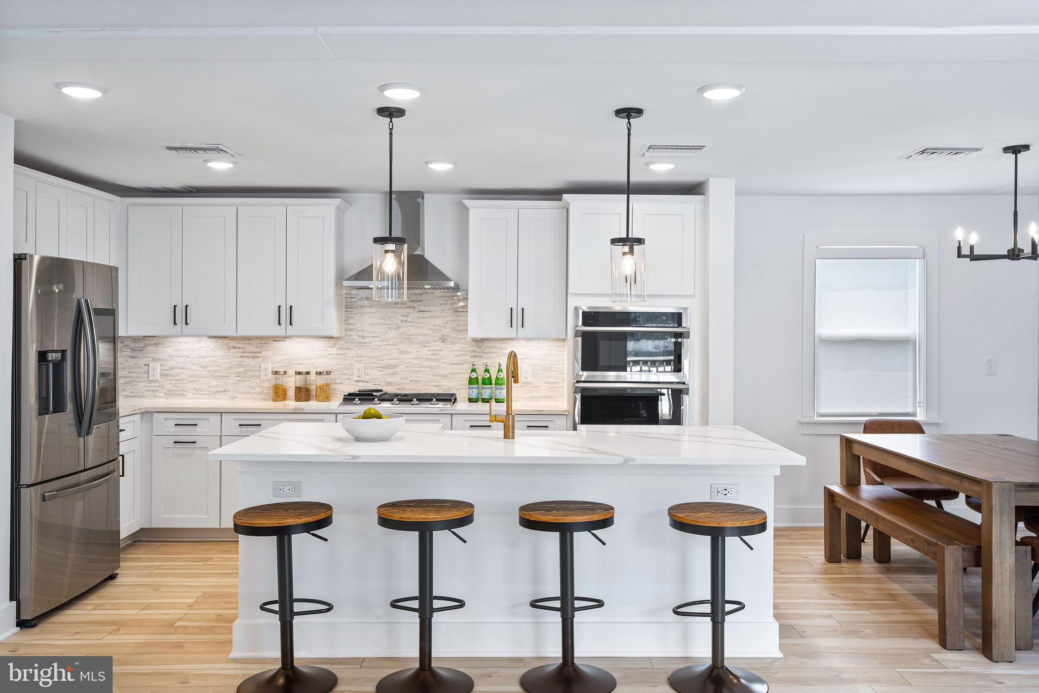 BAY VIEW ESTATES - Residential