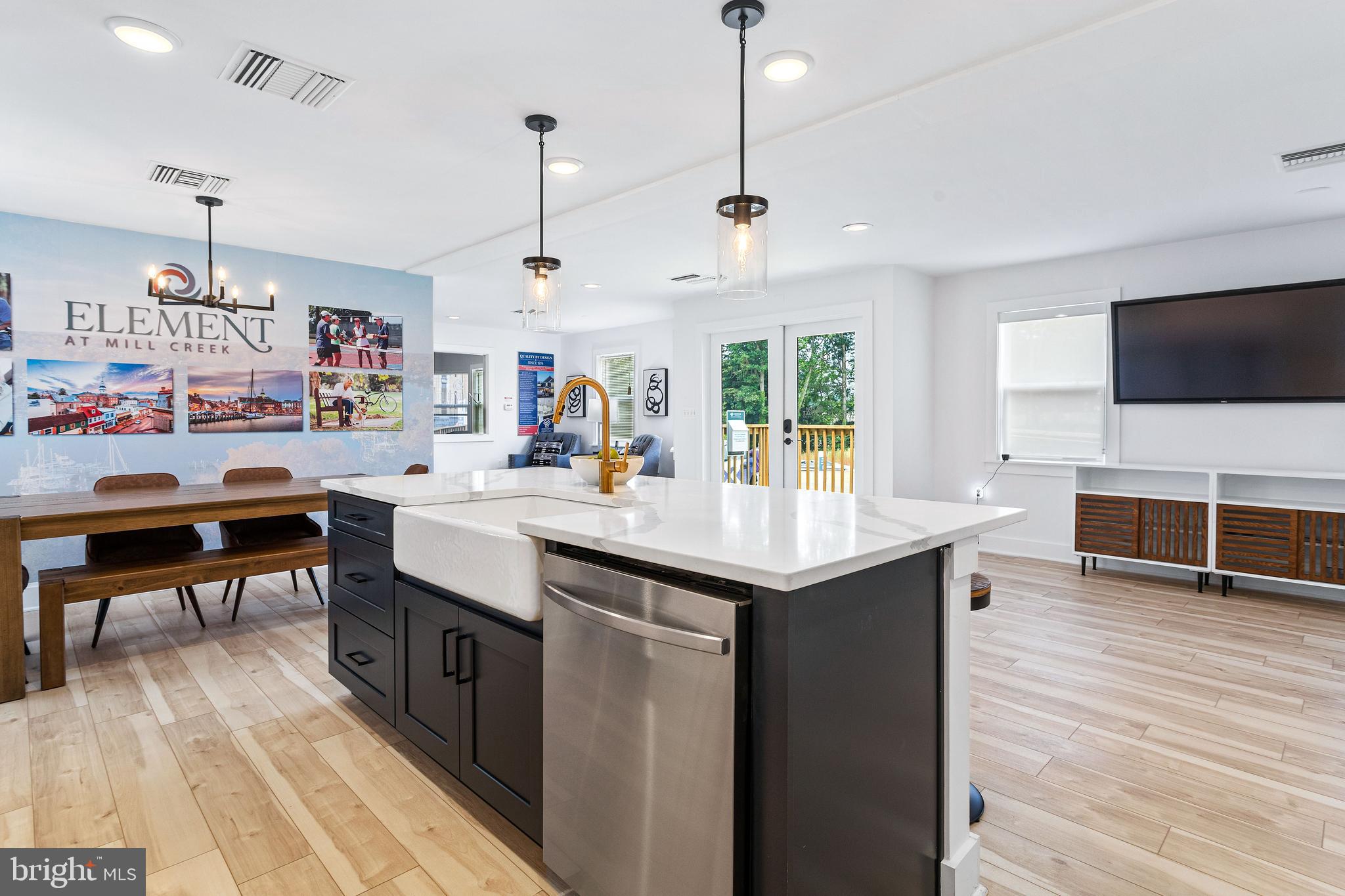 BAY VIEW ESTATES - Residential