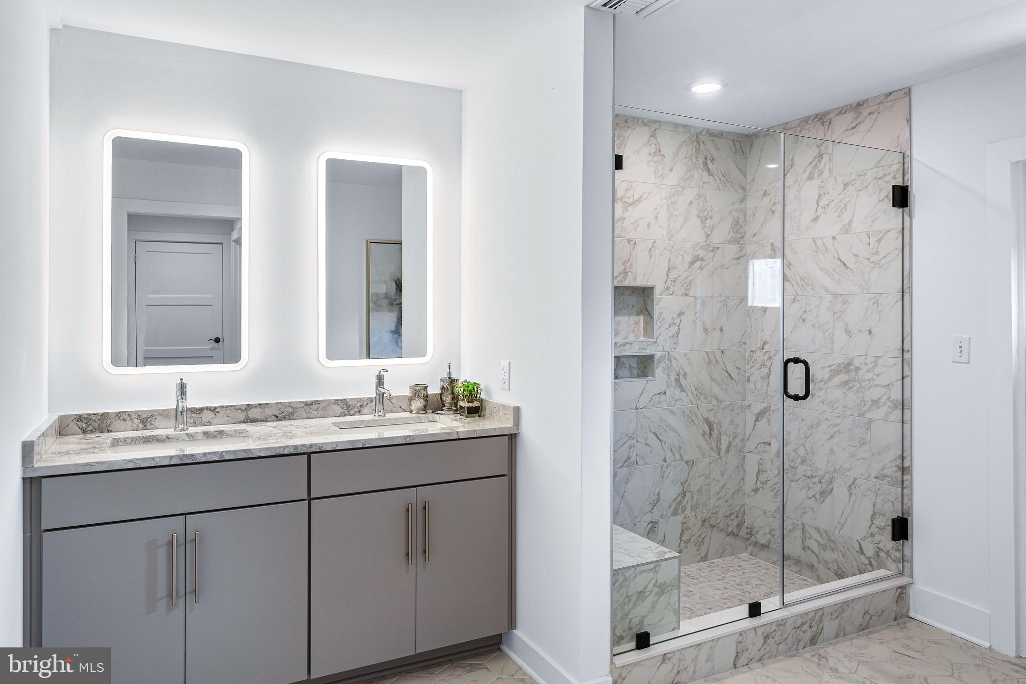 BAY VIEW ESTATES - Residential