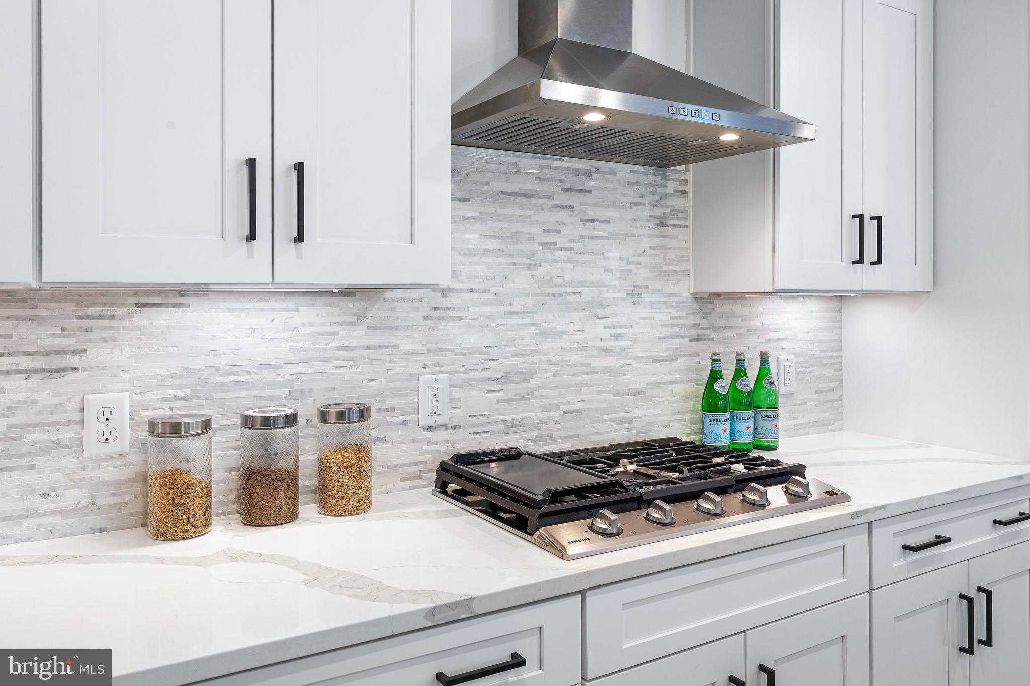 BAY VIEW ESTATES - Residential