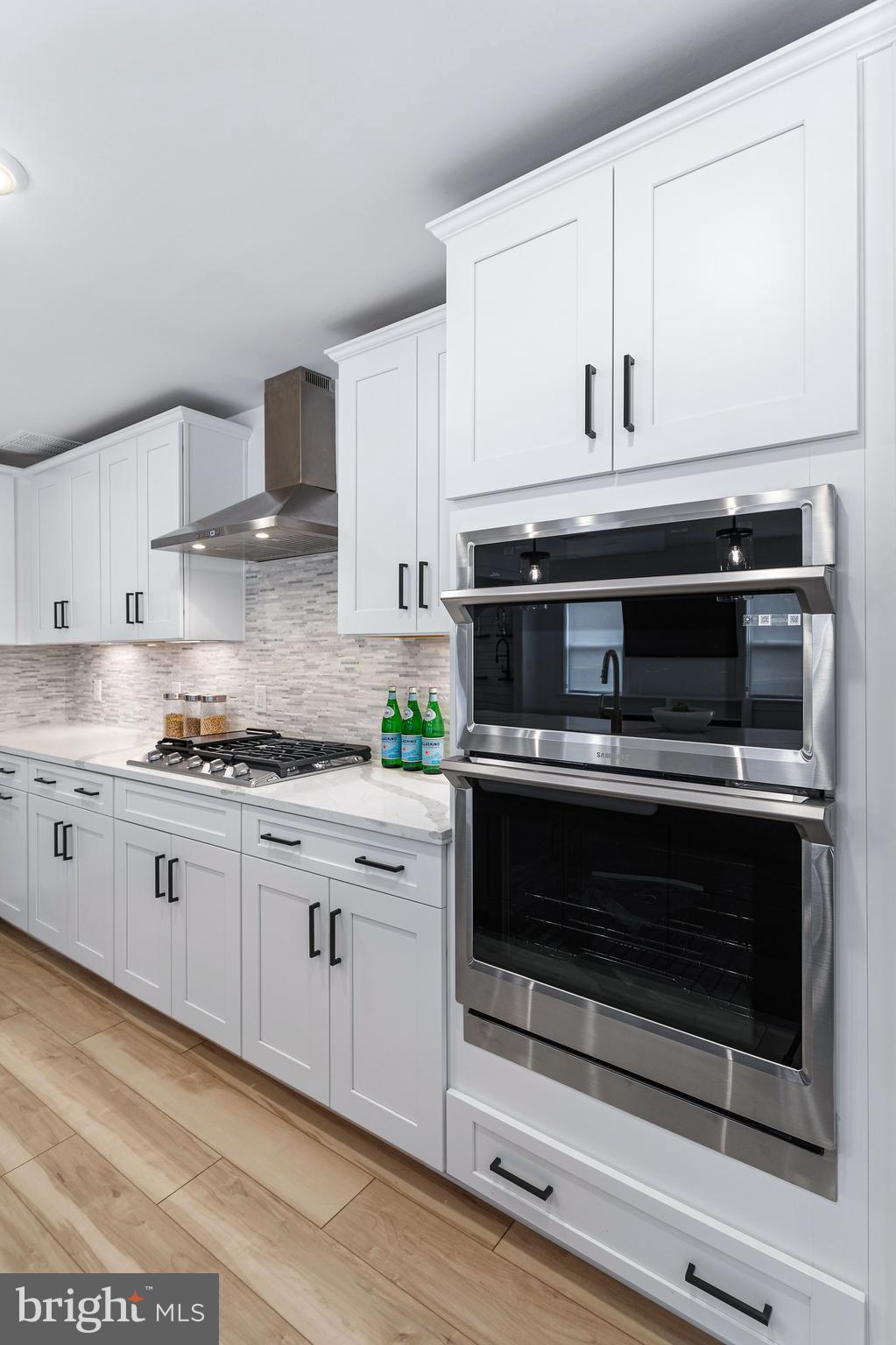 BAY VIEW ESTATES - Residential