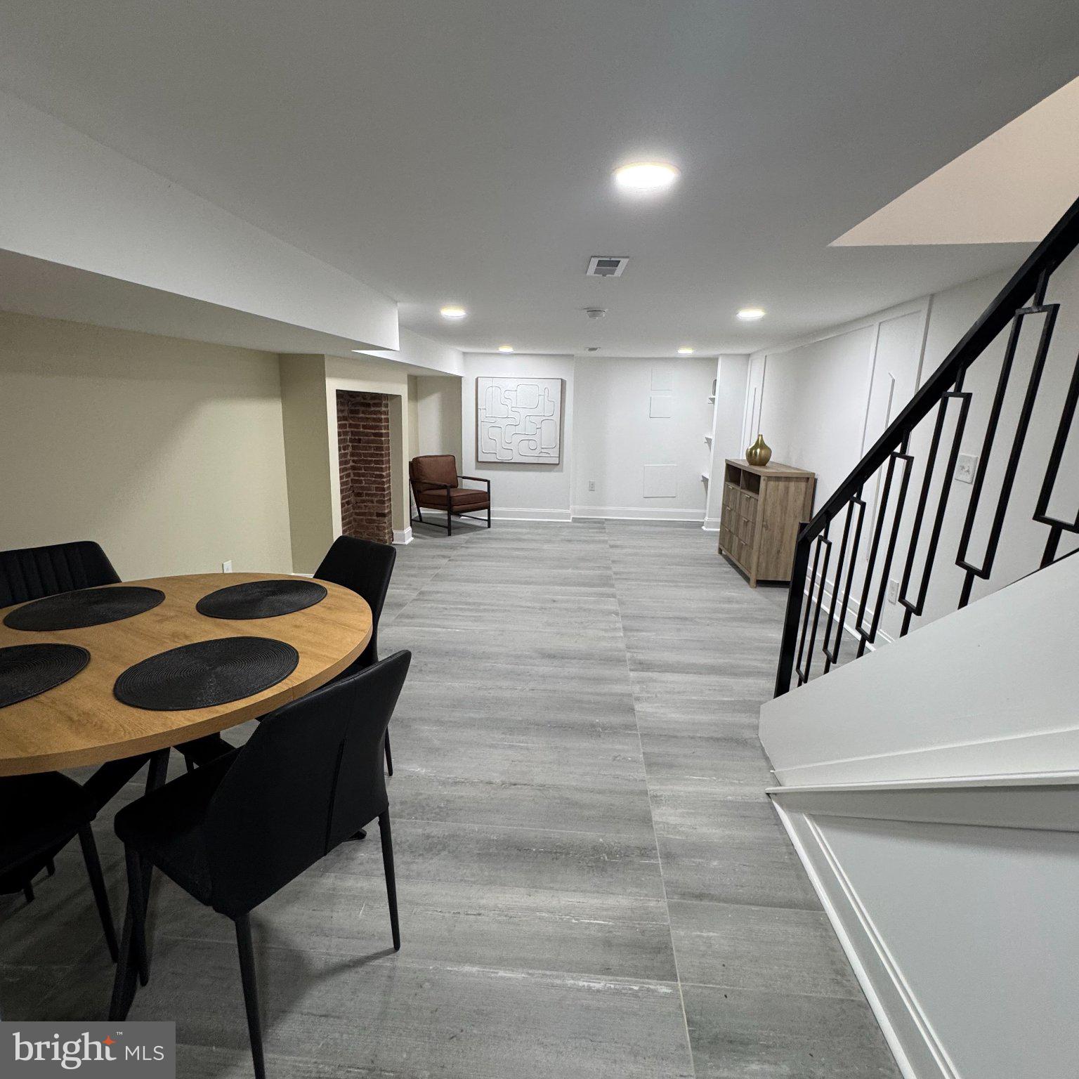 RESERVOIR HILL - Residential