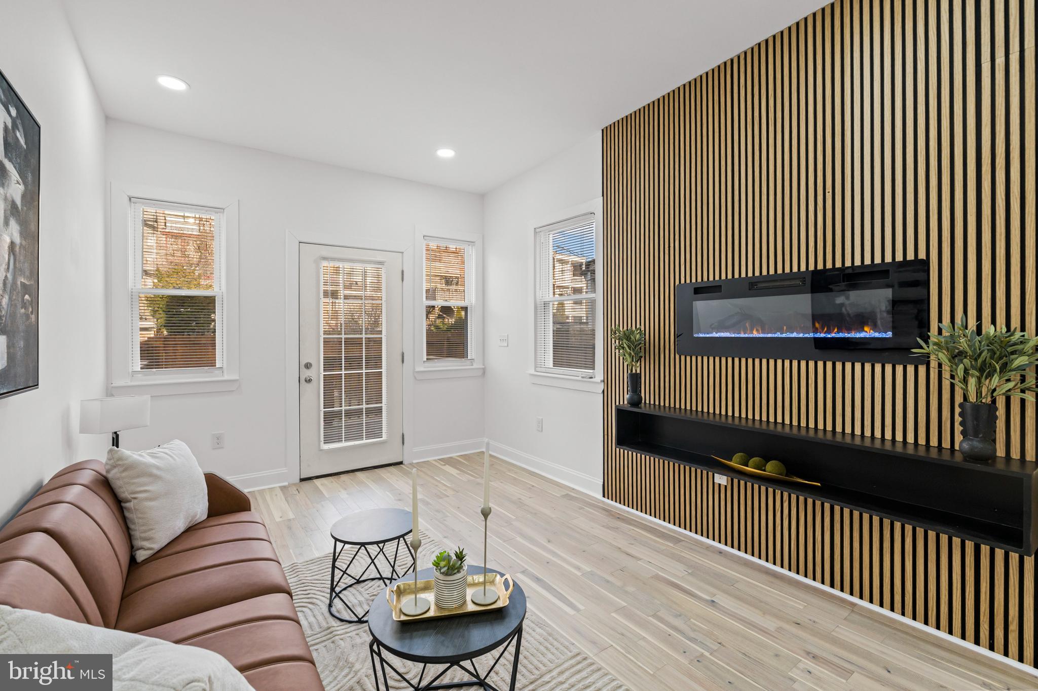 RESERVOIR HILL - Residential