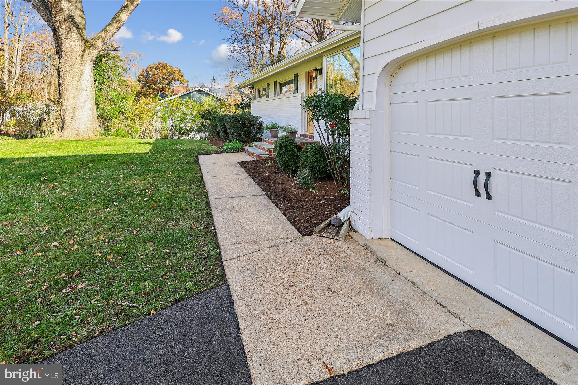 PENDENNIS MOUNT - Residential