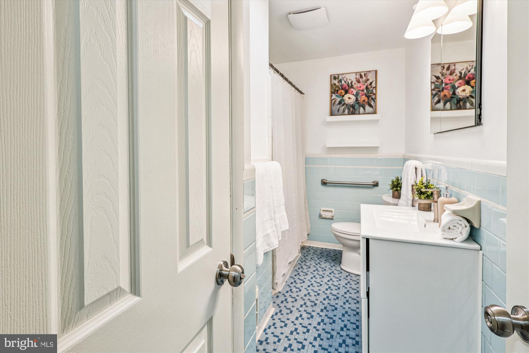 PENDENNIS MOUNT - Residential