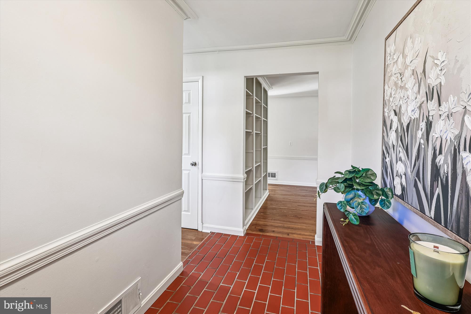 PENDENNIS MOUNT - Residential