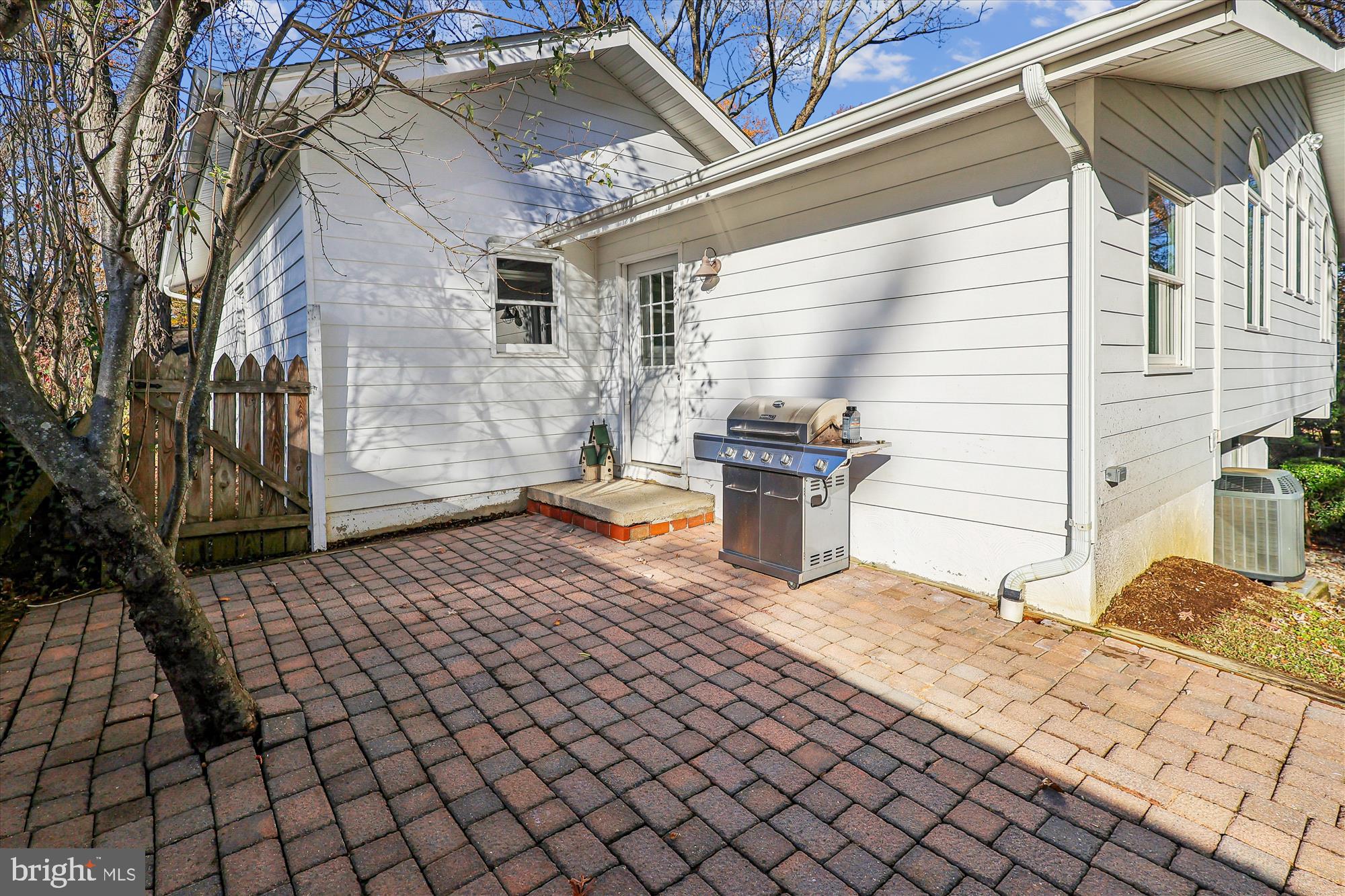 PENDENNIS MOUNT - Residential