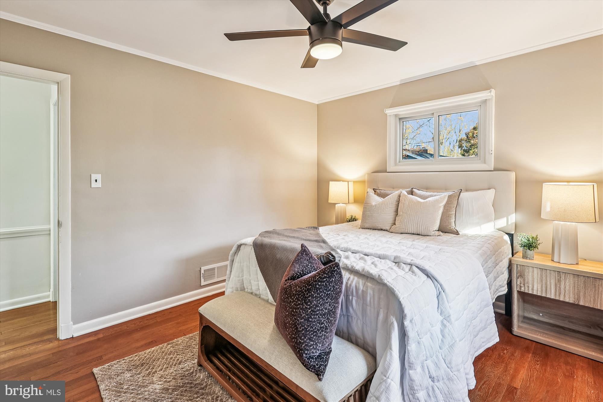 PENDENNIS MOUNT - Residential