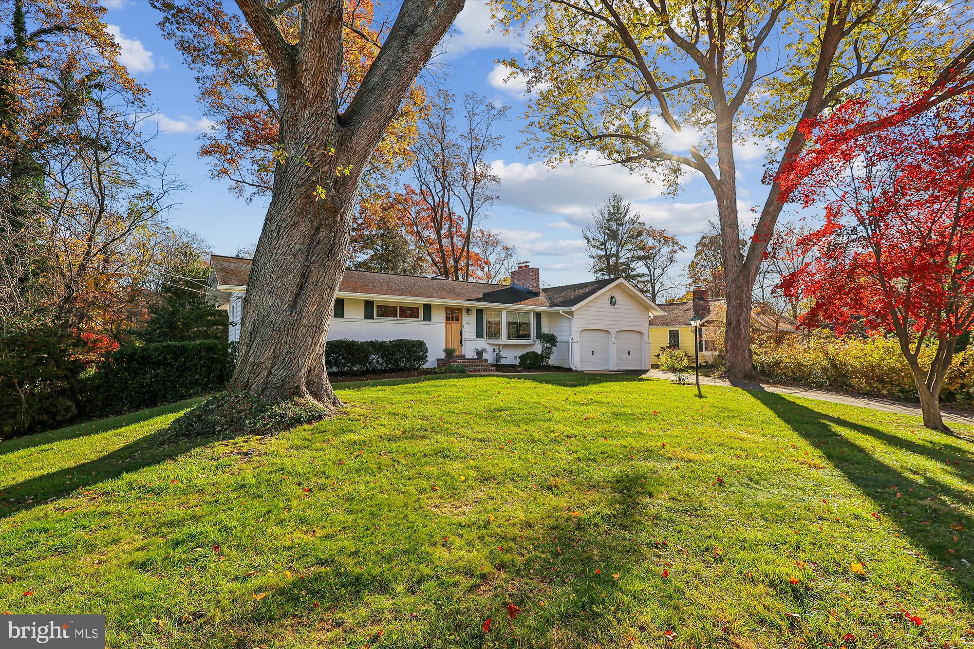 PENDENNIS MOUNT - Residential