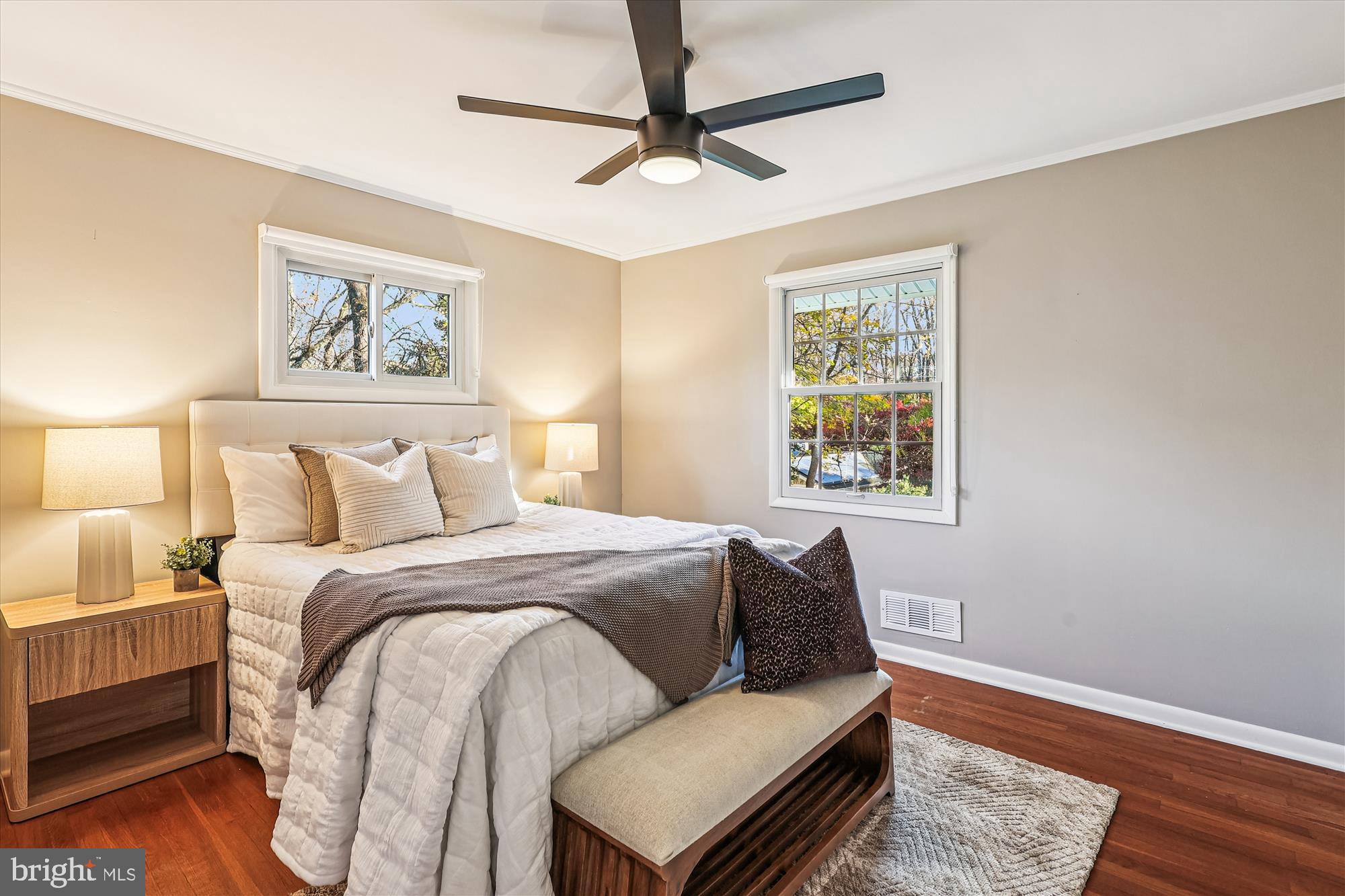 PENDENNIS MOUNT - Residential