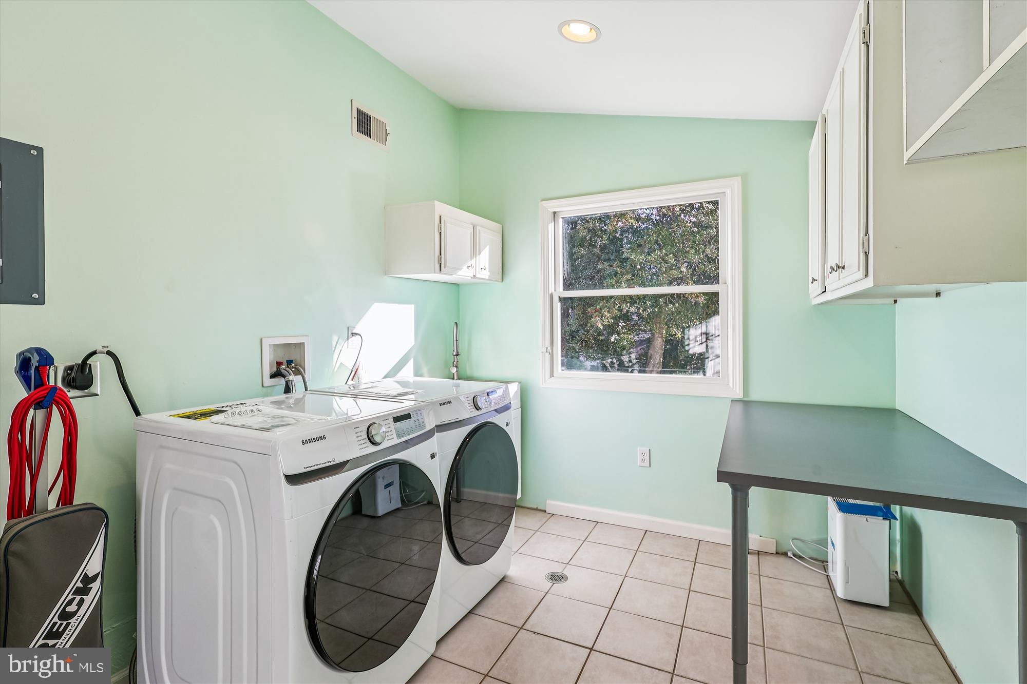 PENDENNIS MOUNT - Residential