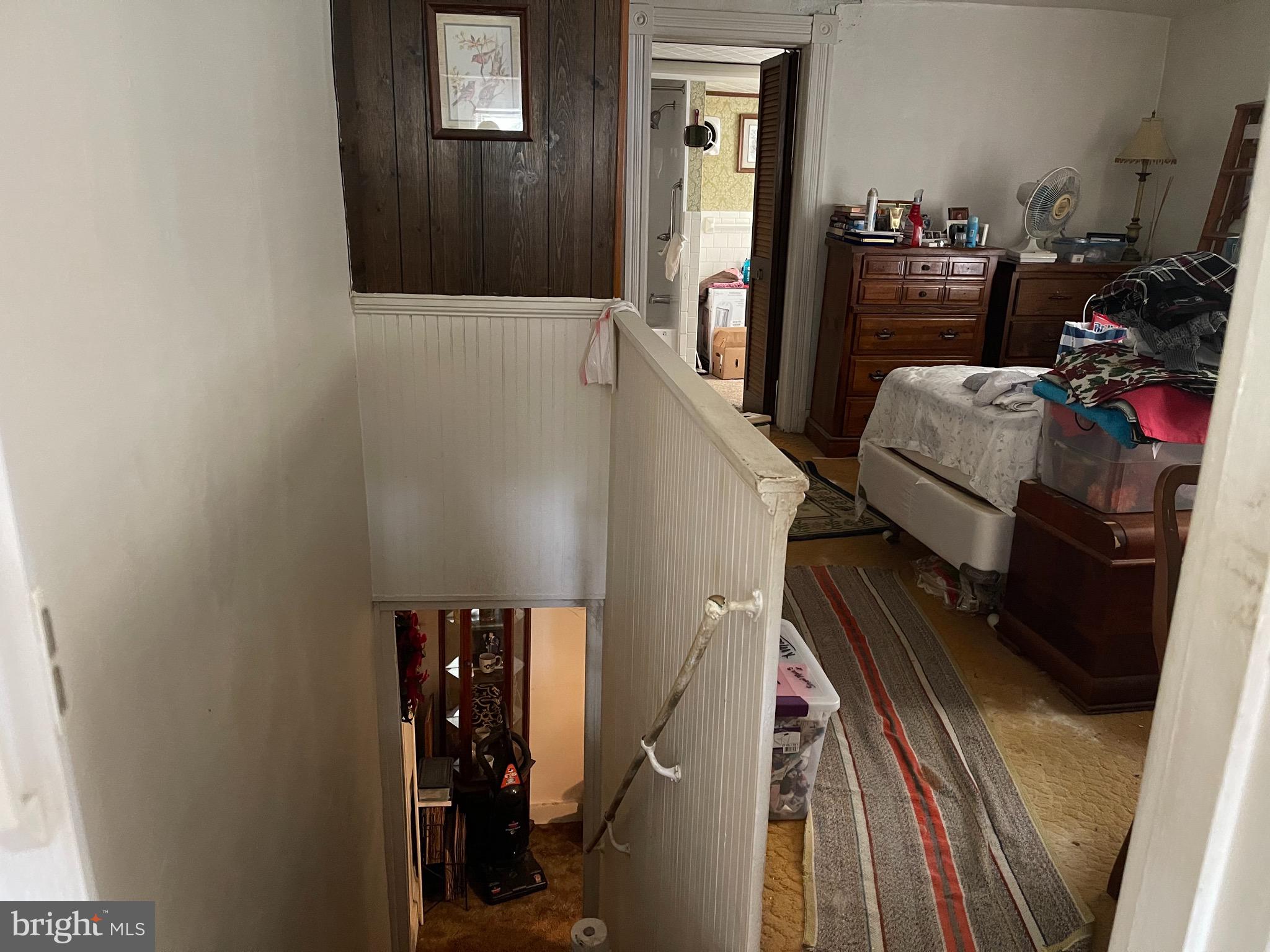 LAURAVILLE HISTORIC DISTRICT - Residential