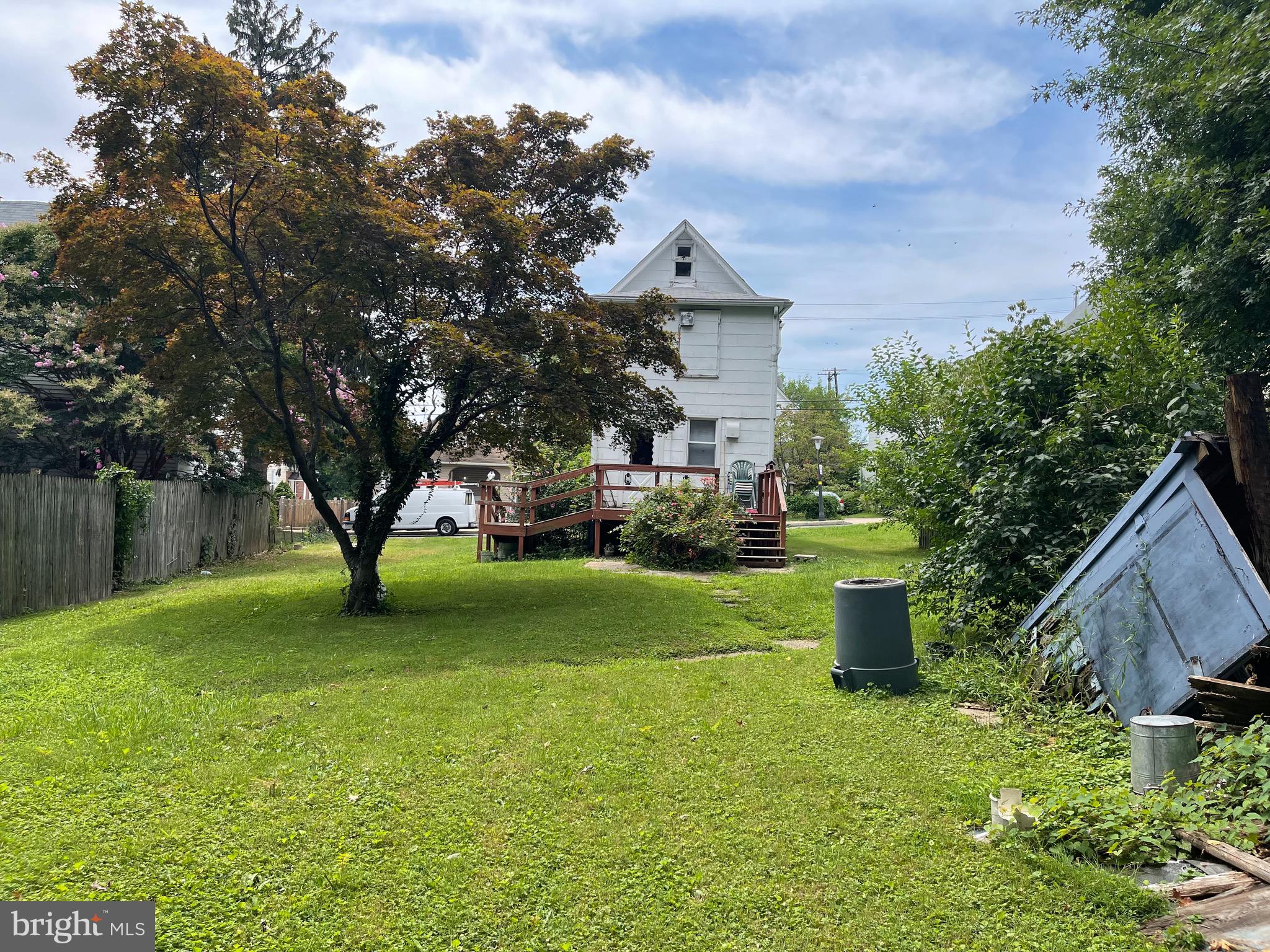 LAURAVILLE HISTORIC DISTRICT - Residential