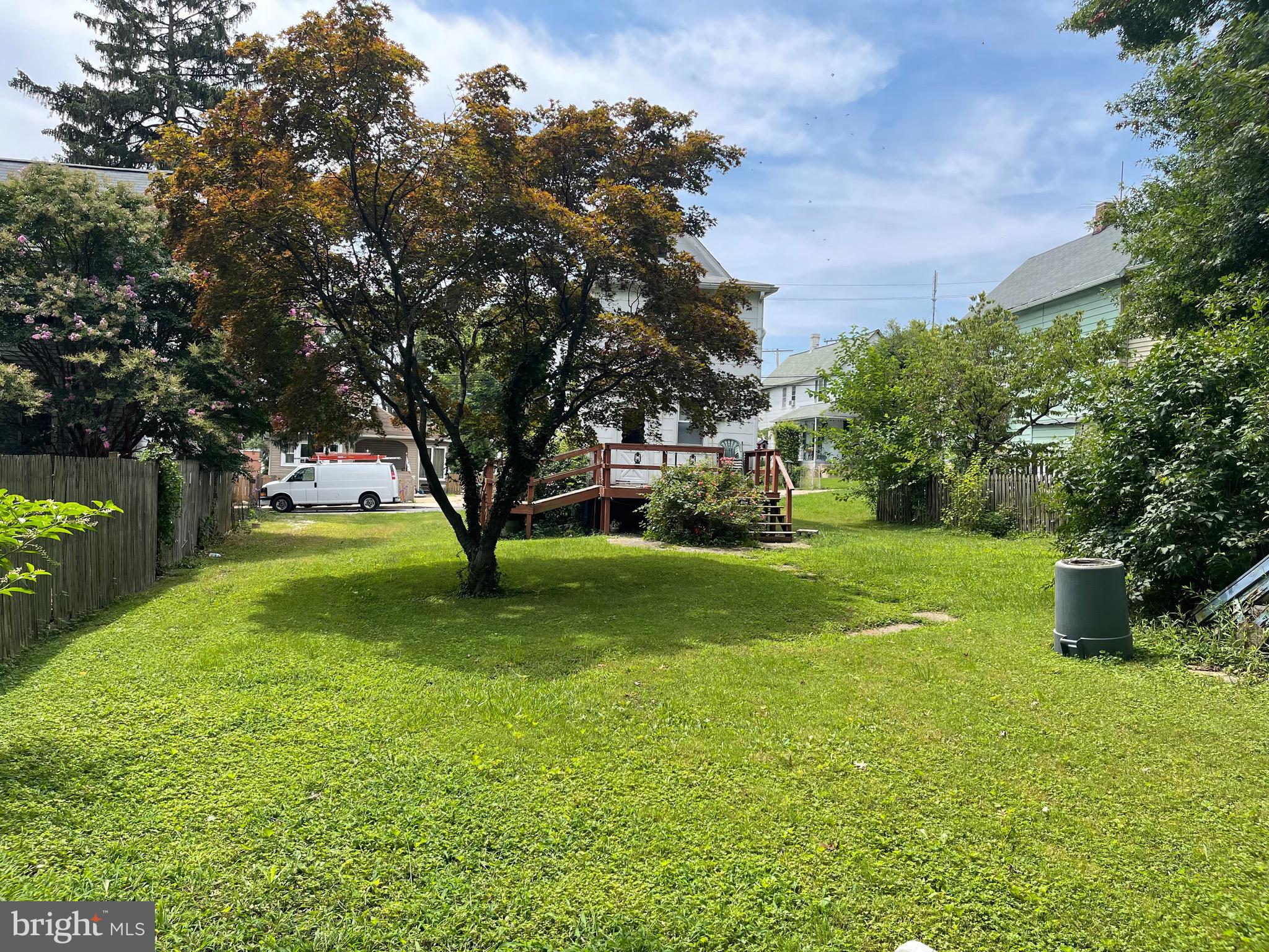 LAURAVILLE HISTORIC DISTRICT - Residential