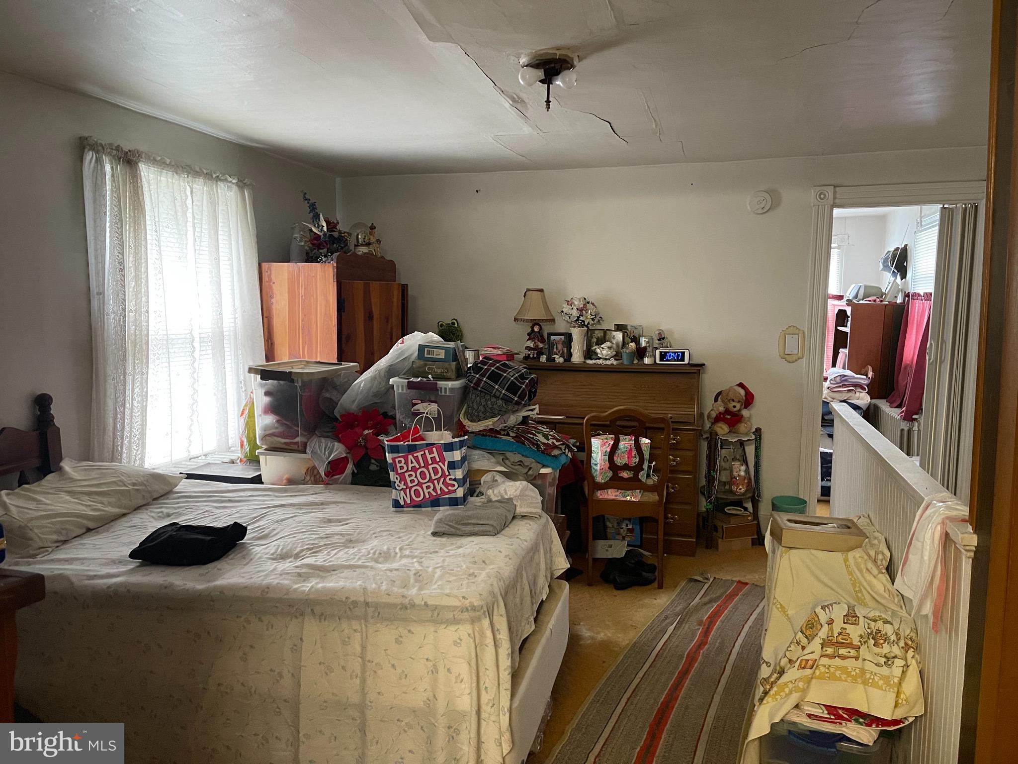 LAURAVILLE HISTORIC DISTRICT - Residential