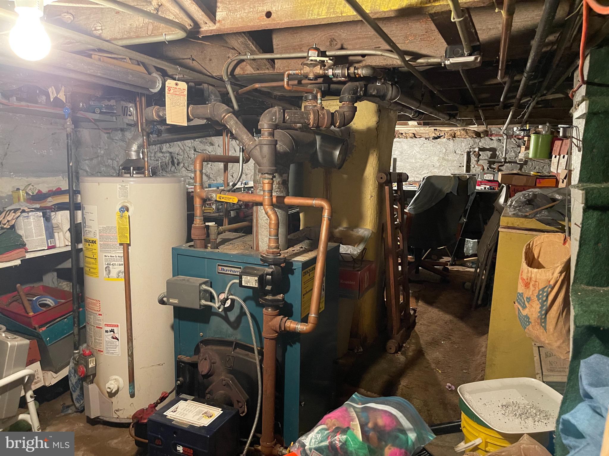 LAURAVILLE HISTORIC DISTRICT - Residential