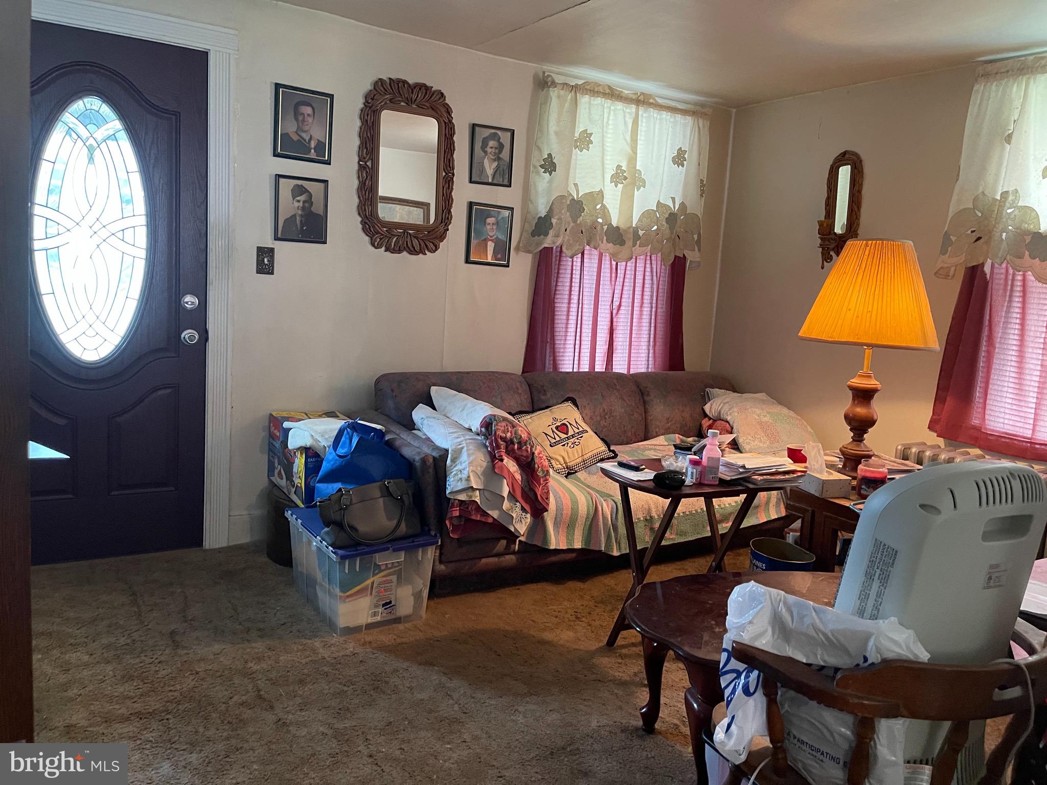 LAURAVILLE HISTORIC DISTRICT - Residential