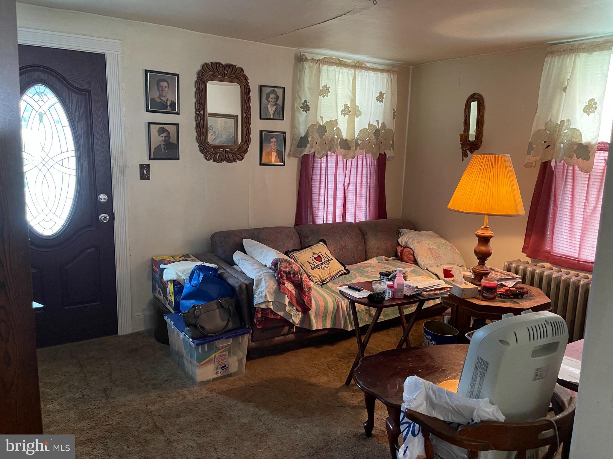 LAURAVILLE HISTORIC DISTRICT - Residential