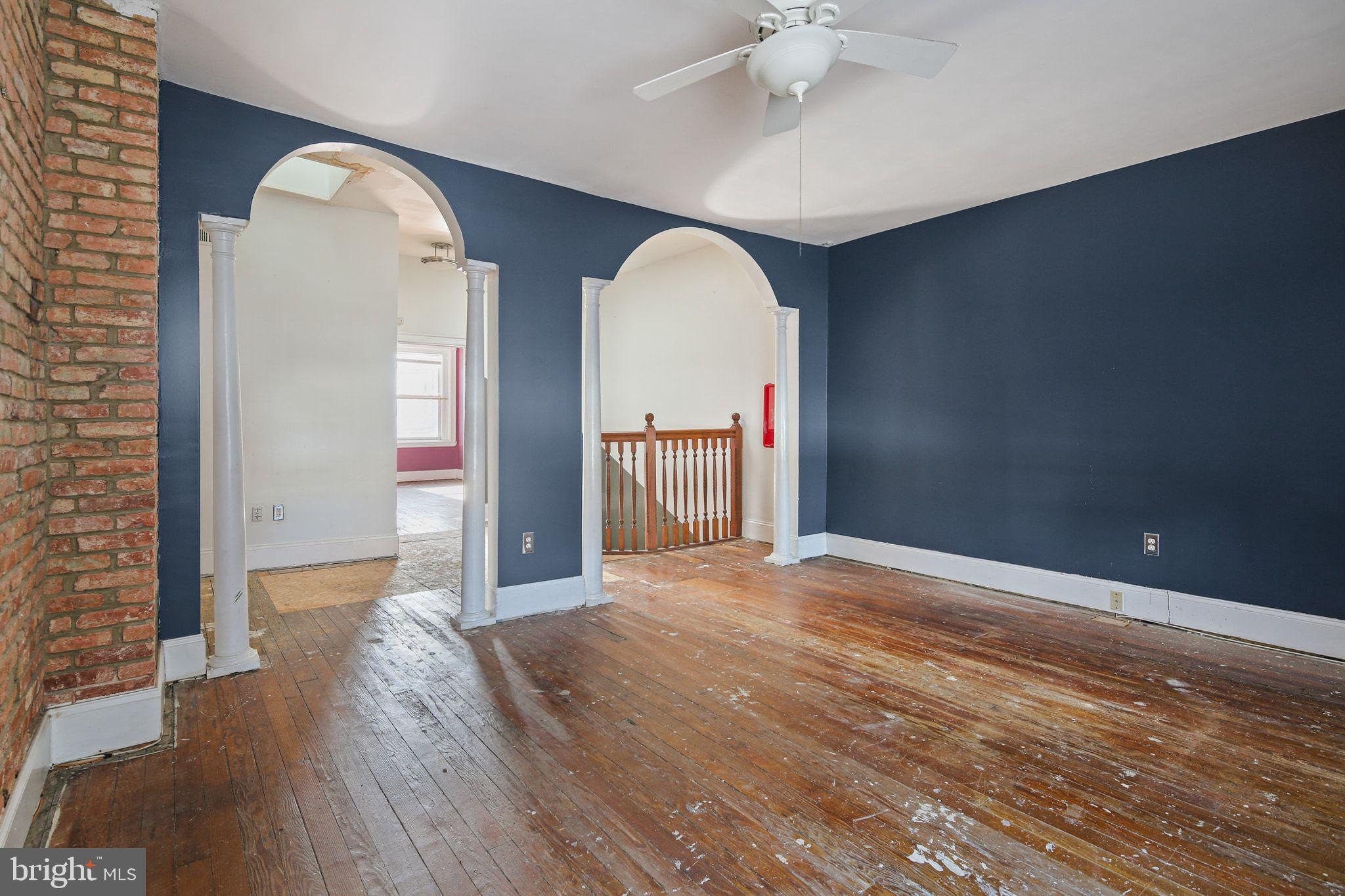 RESERVOIR HILL - Residential