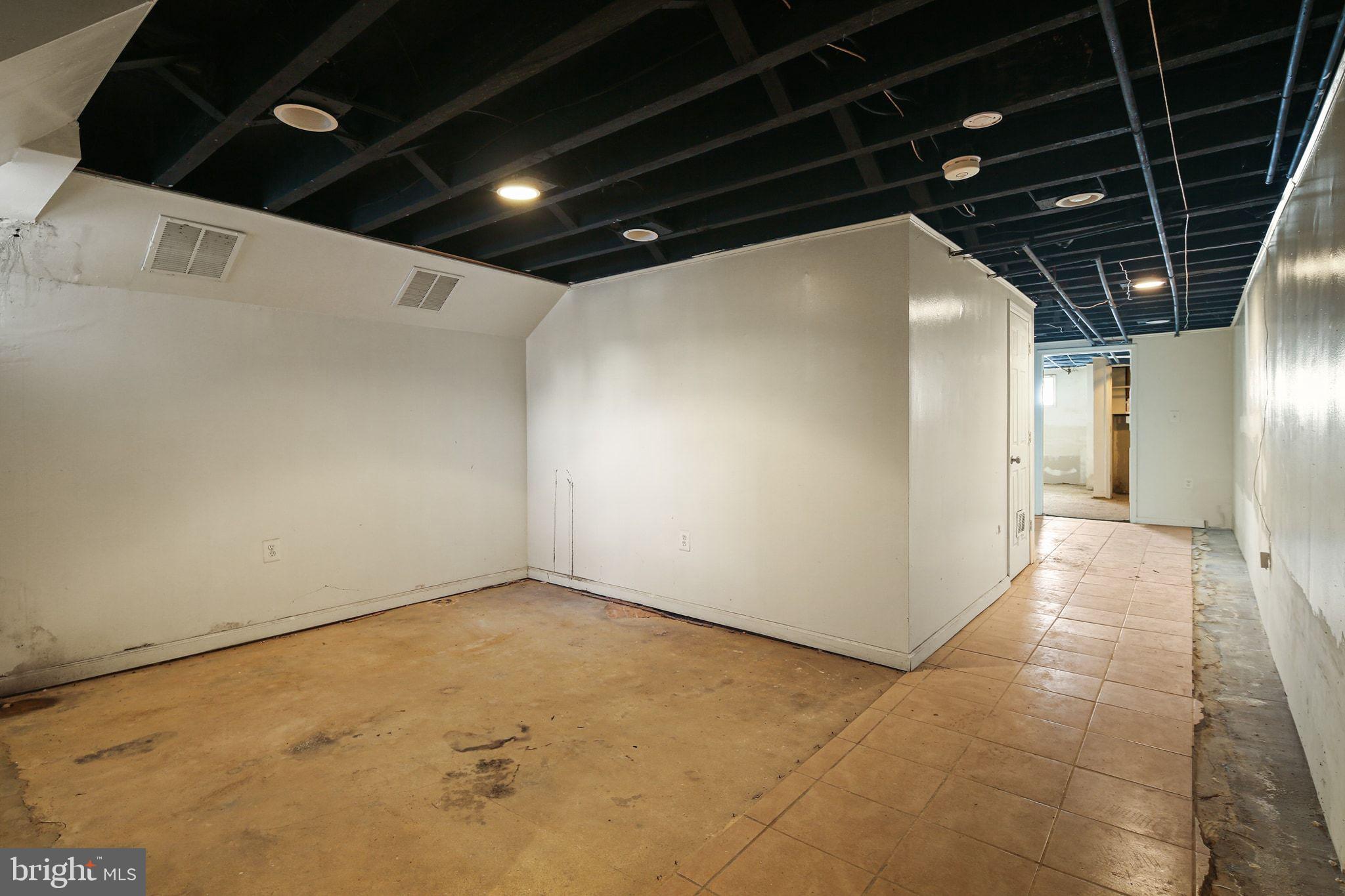 RESERVOIR HILL - Residential