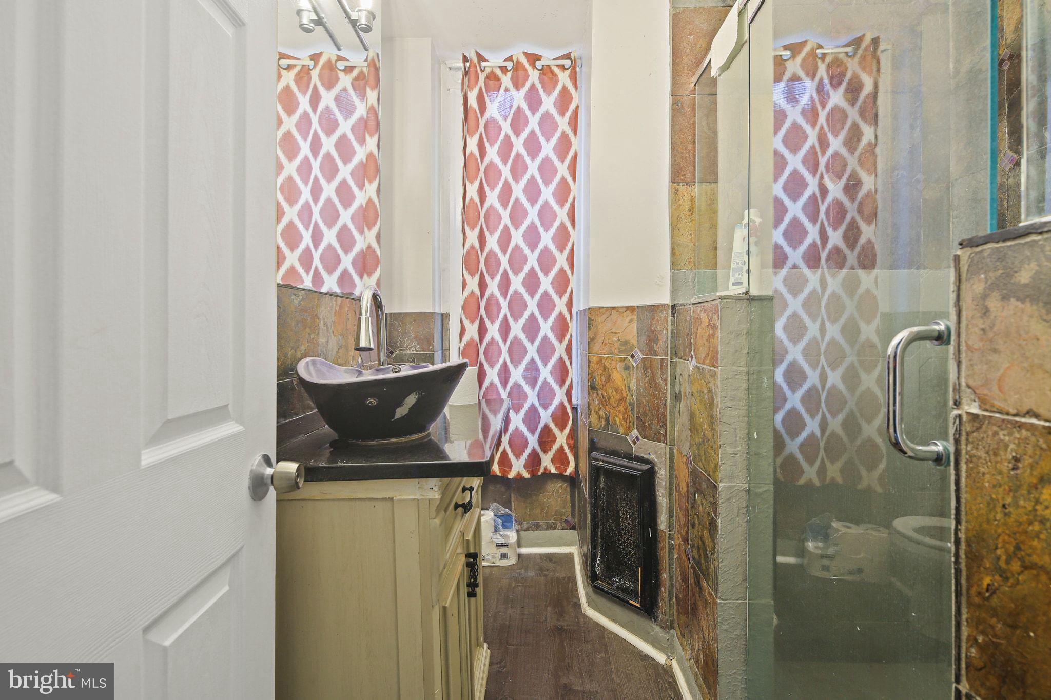 RESERVOIR HILL - Residential