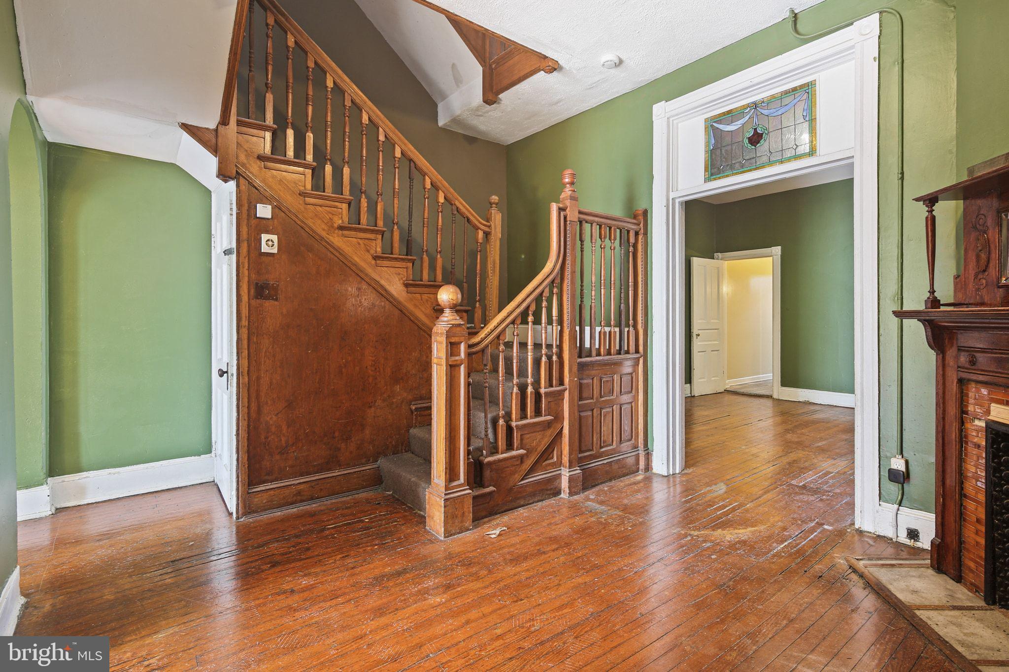 RESERVOIR HILL - Residential