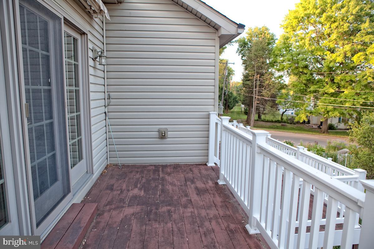 NORTH END - Residential