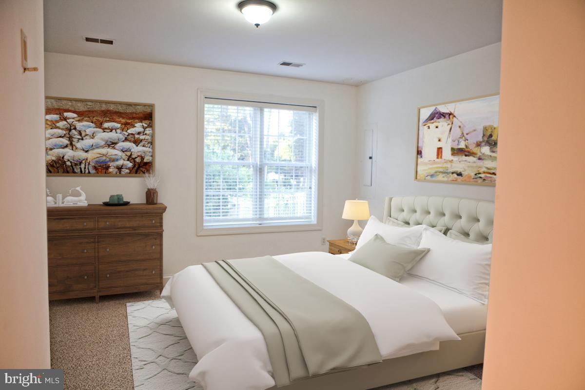 NORTH END - Residential