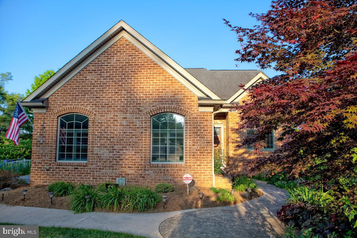 NORTH END - Residential