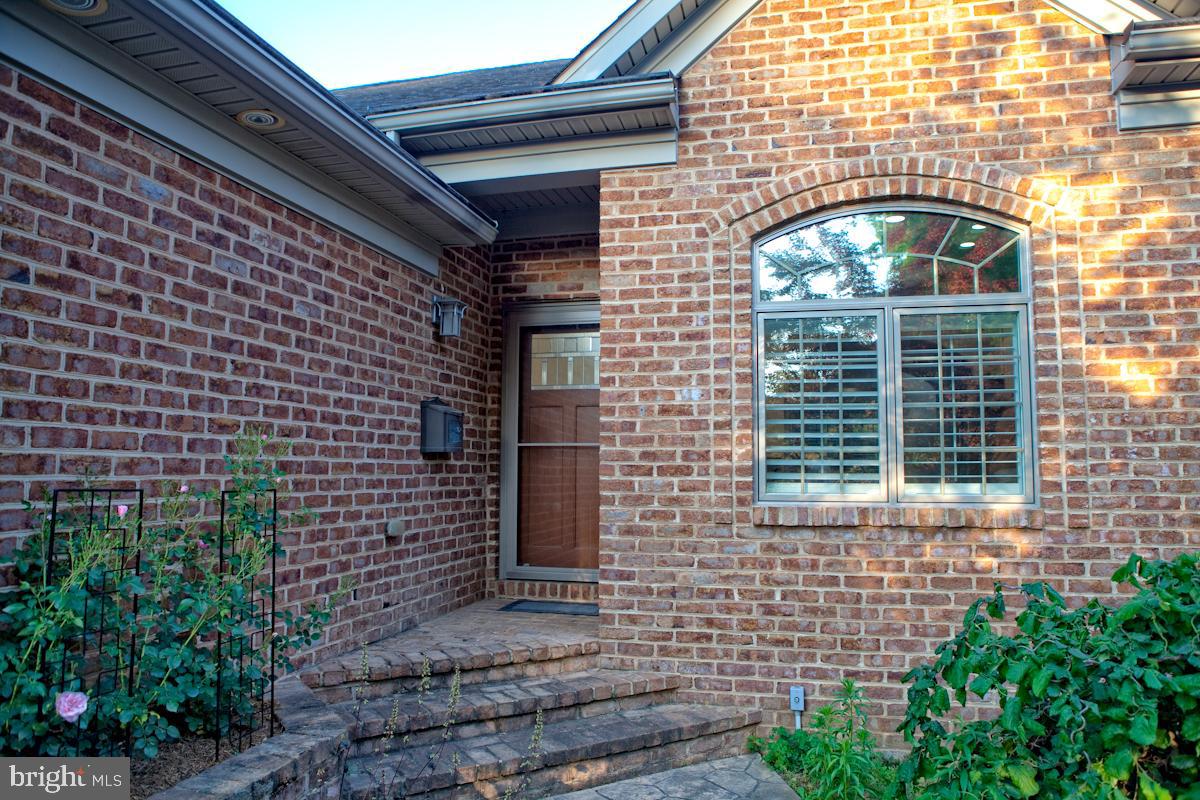 NORTH END - Residential