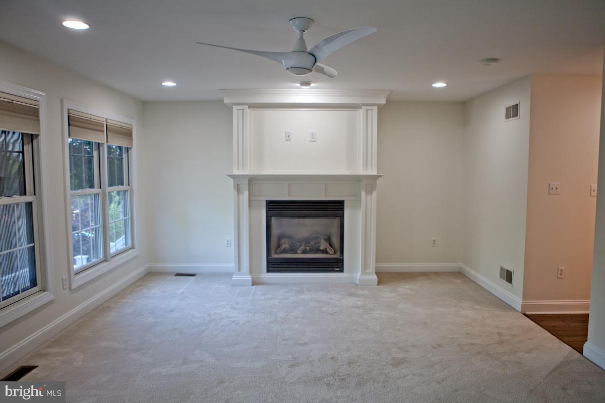 NORTH END - Residential