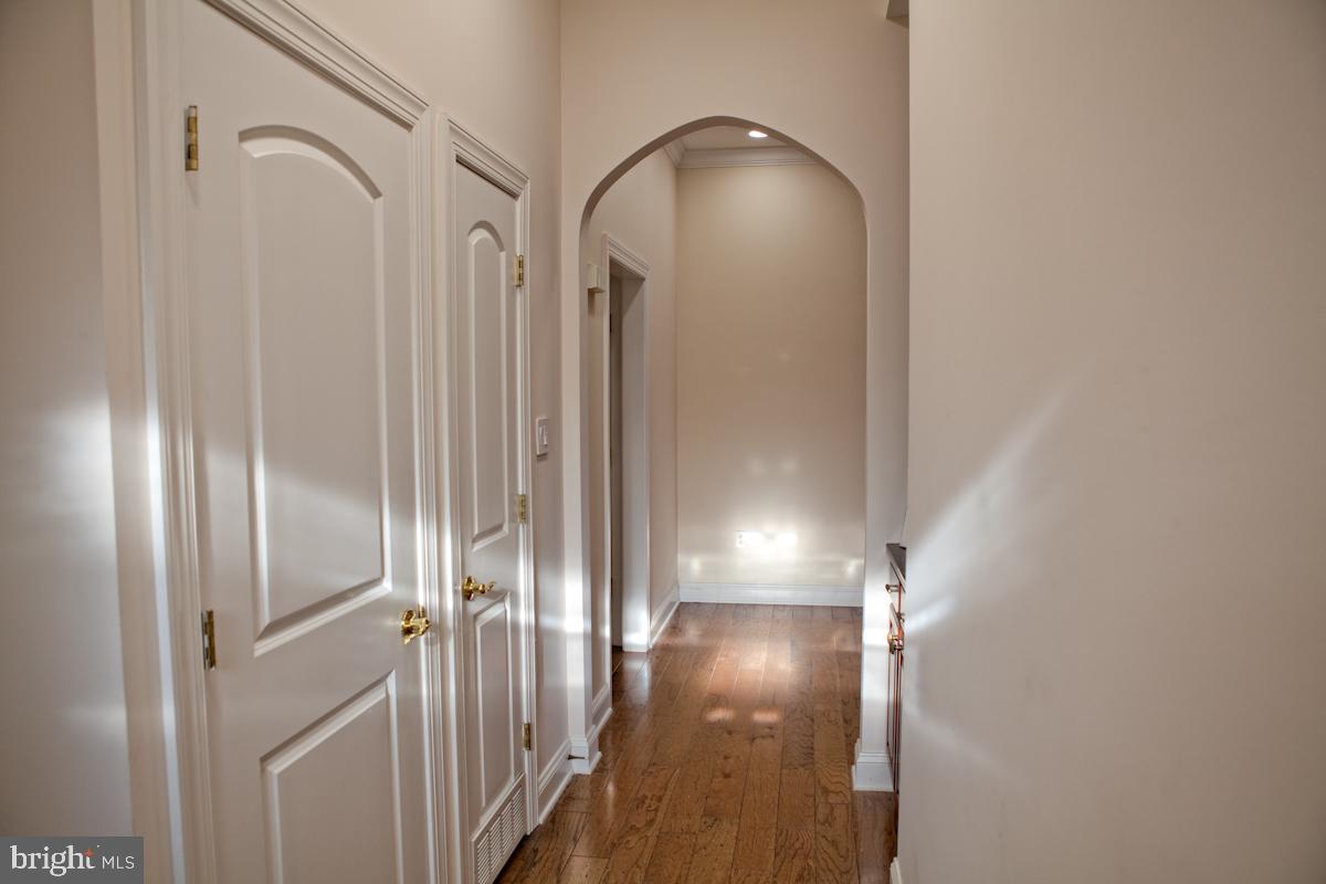 NORTH END - Residential