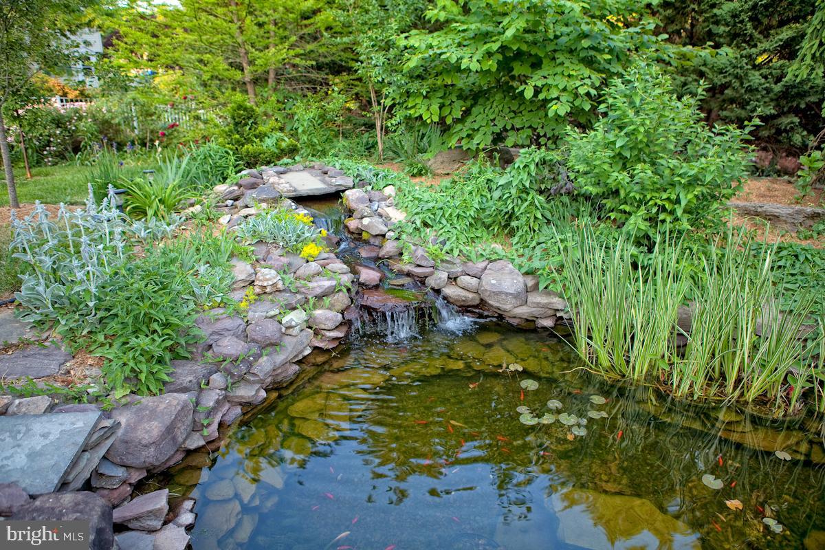 NORTH END - Residential