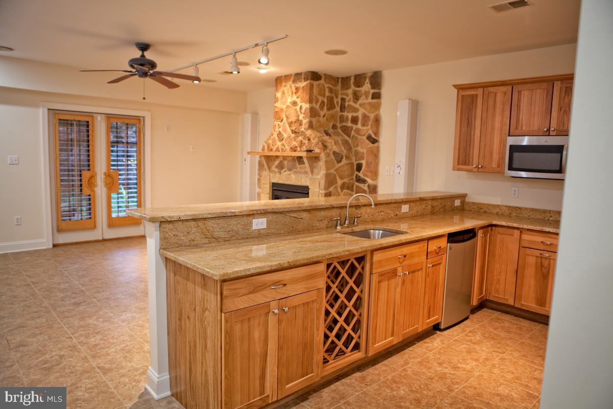 NORTH END - Residential