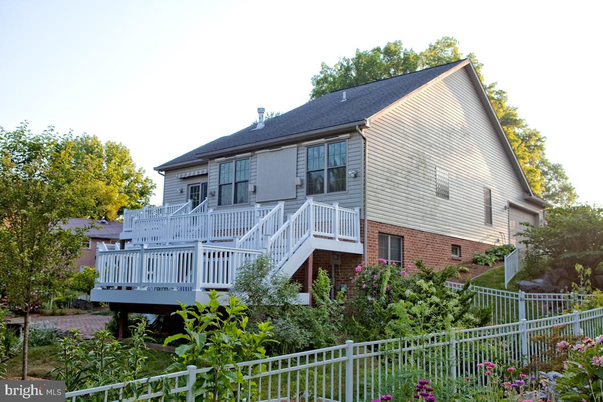 NORTH END - Residential