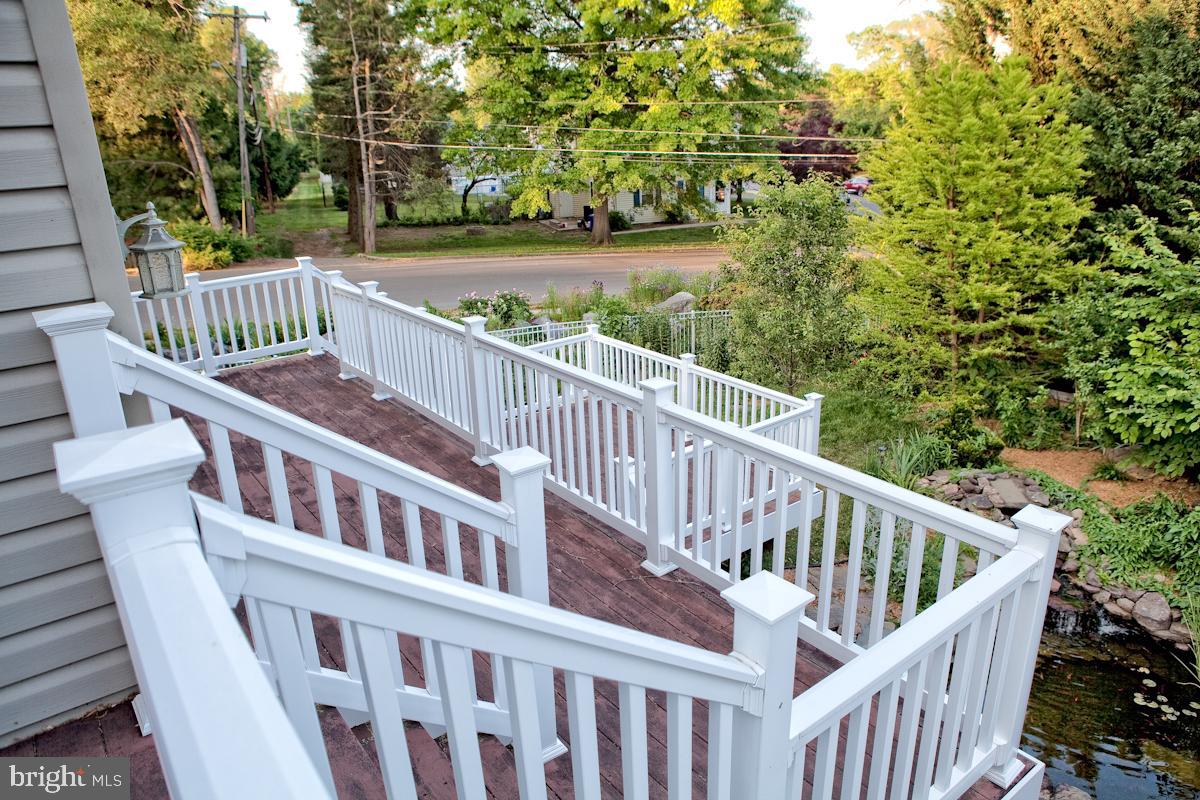 NORTH END - Residential