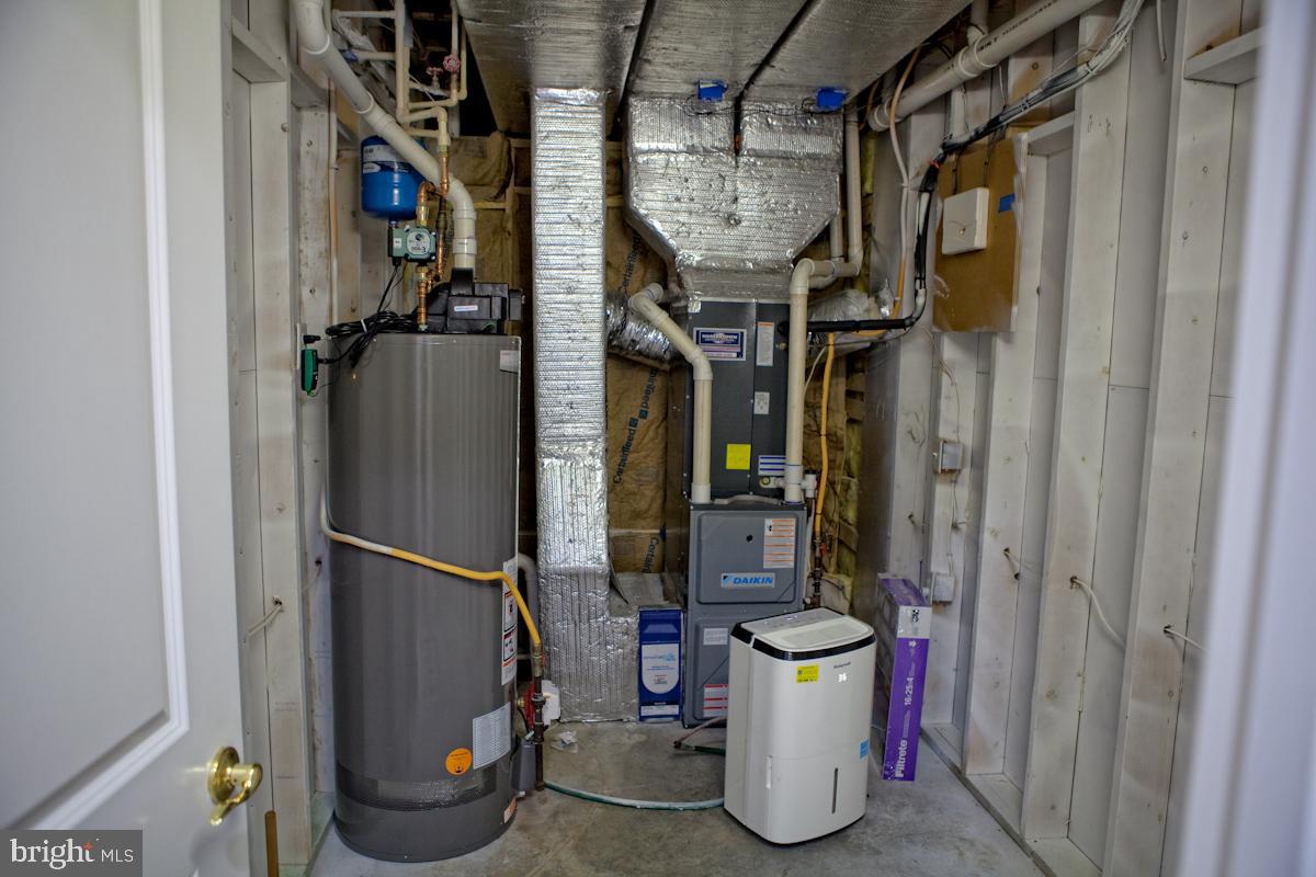 NORTH END - Residential