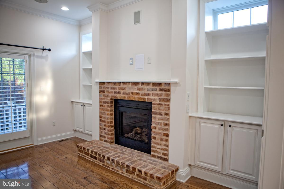 NORTH END - Residential