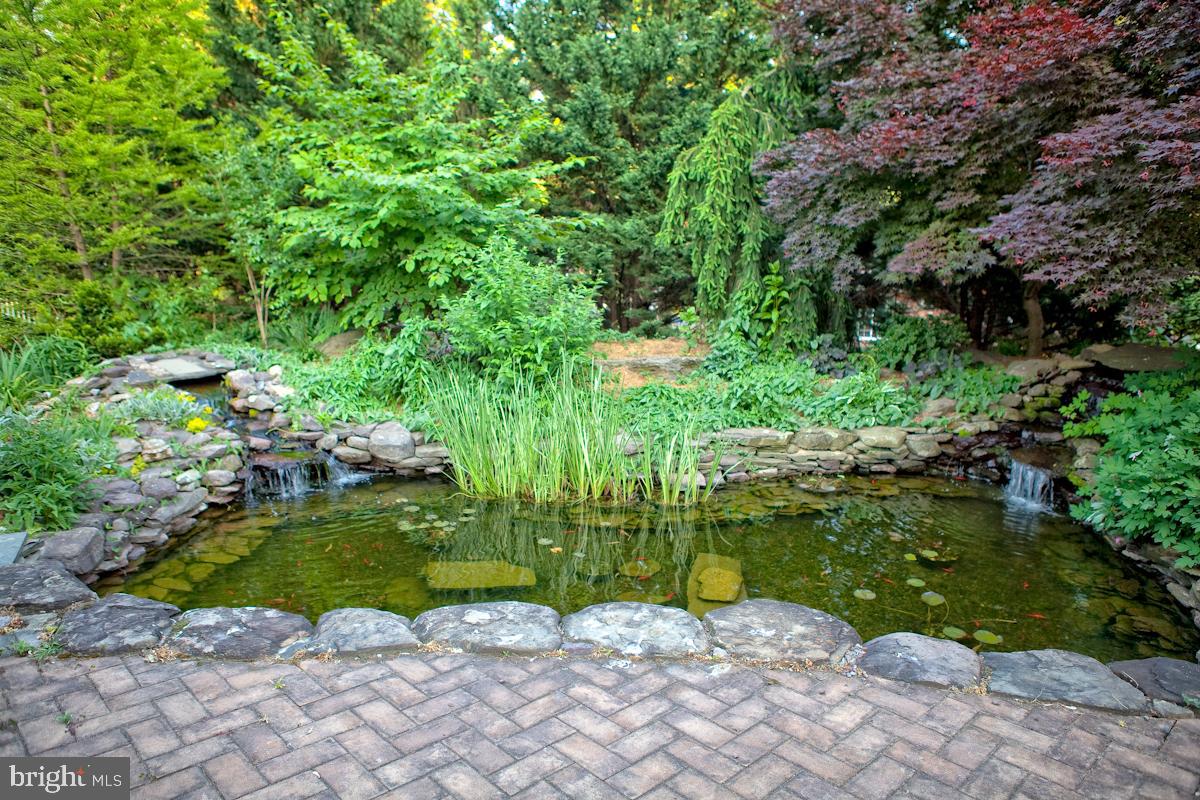 NORTH END - Residential