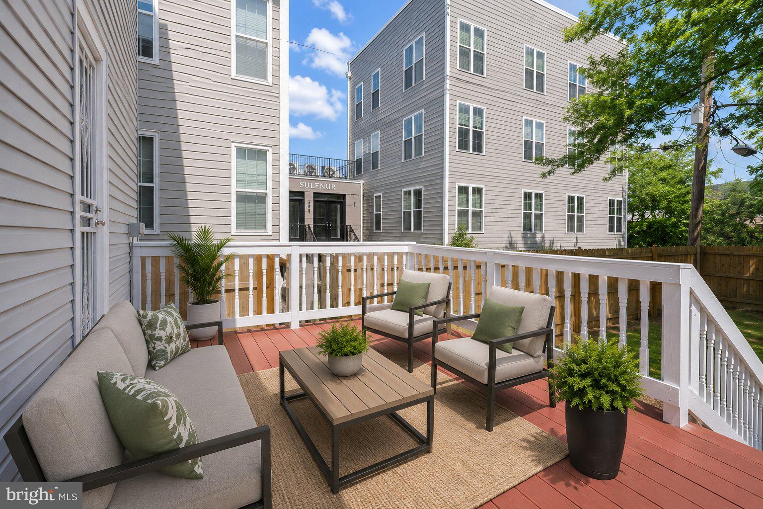 1911 17TH STREET SE