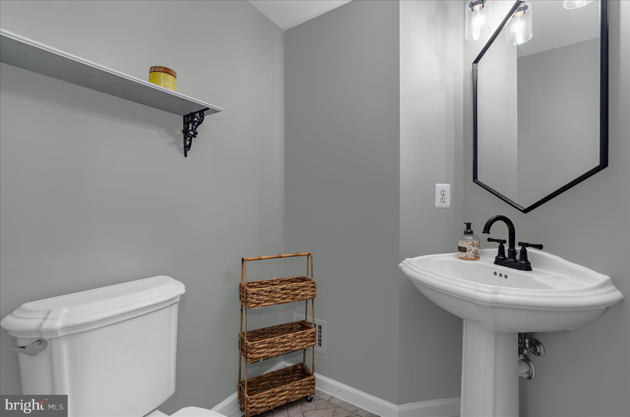 SUNDERLEIGH - Residential