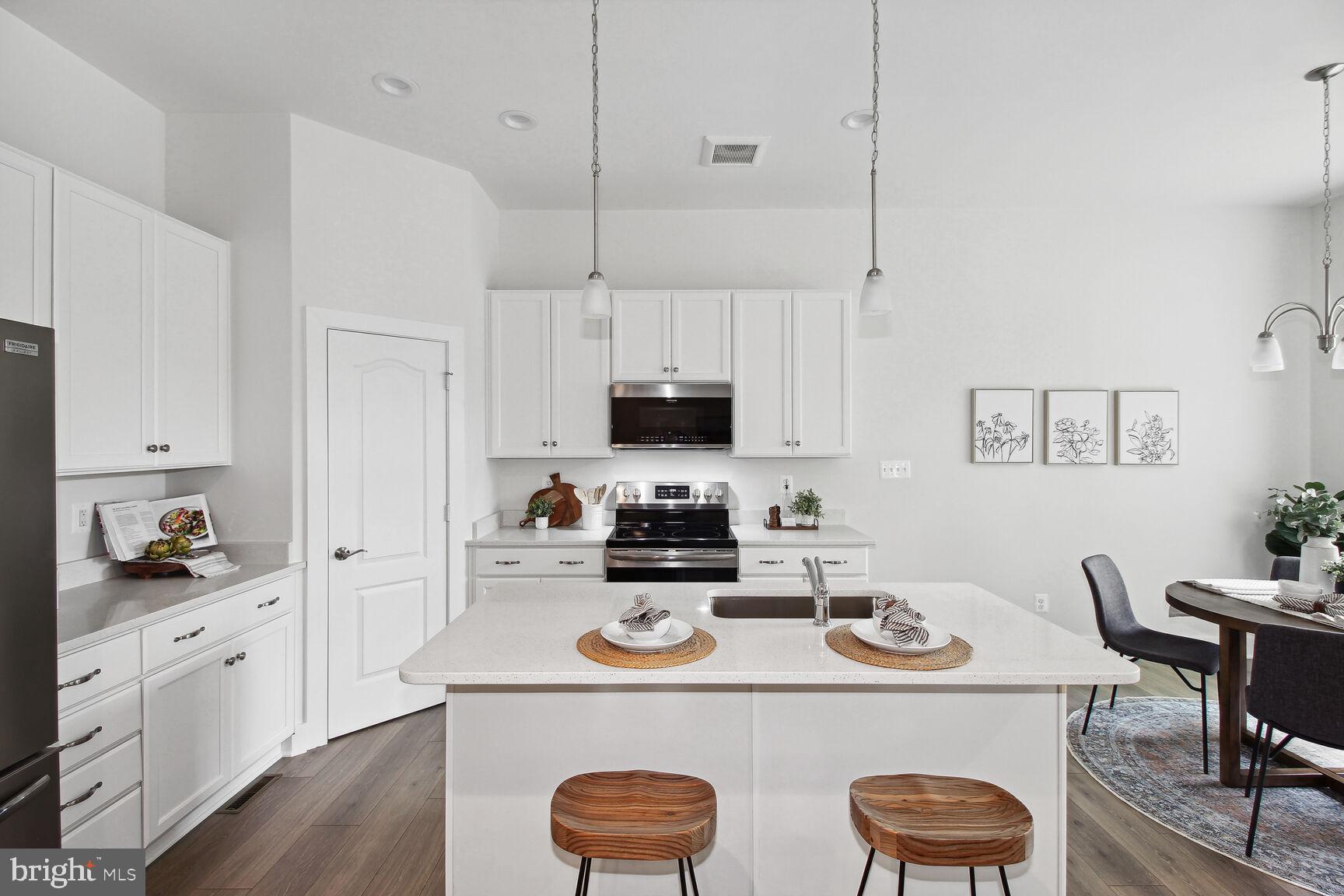 TRIMBLE MEADOWS - Residential