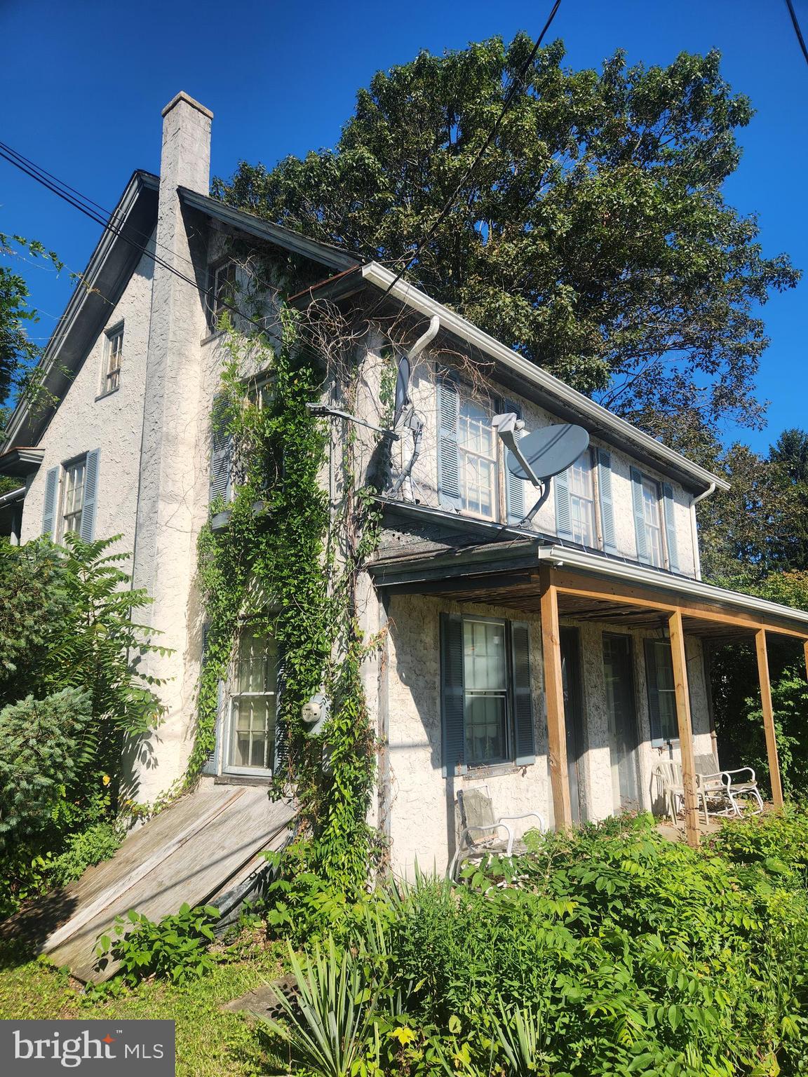 This property will be offered at Public Auction on Thursday, October 30, 2025 @ 6pm. The listing price is the opening bid only and in no way reflects the final sale price. 10% down due at auction, 2% transfer tax to be paid by the purchaser, real estate taxes prorated. This four bedroom investment property offers a convenient location with easy access to the local school district, restaurants, shopping centers, and Route 30. The main level includes a living room, an eat-in kitchen with a fireplace, a half bathroom with laundry space, and an office. Upstairs, you’ll find four bedrooms and a full bathroom.
Additional amenities include an unfinished basement, an attached two-car garage with a second-floor storage area, hardwood floors and a front porch. While this property is in need of some updates, it offers great potential!