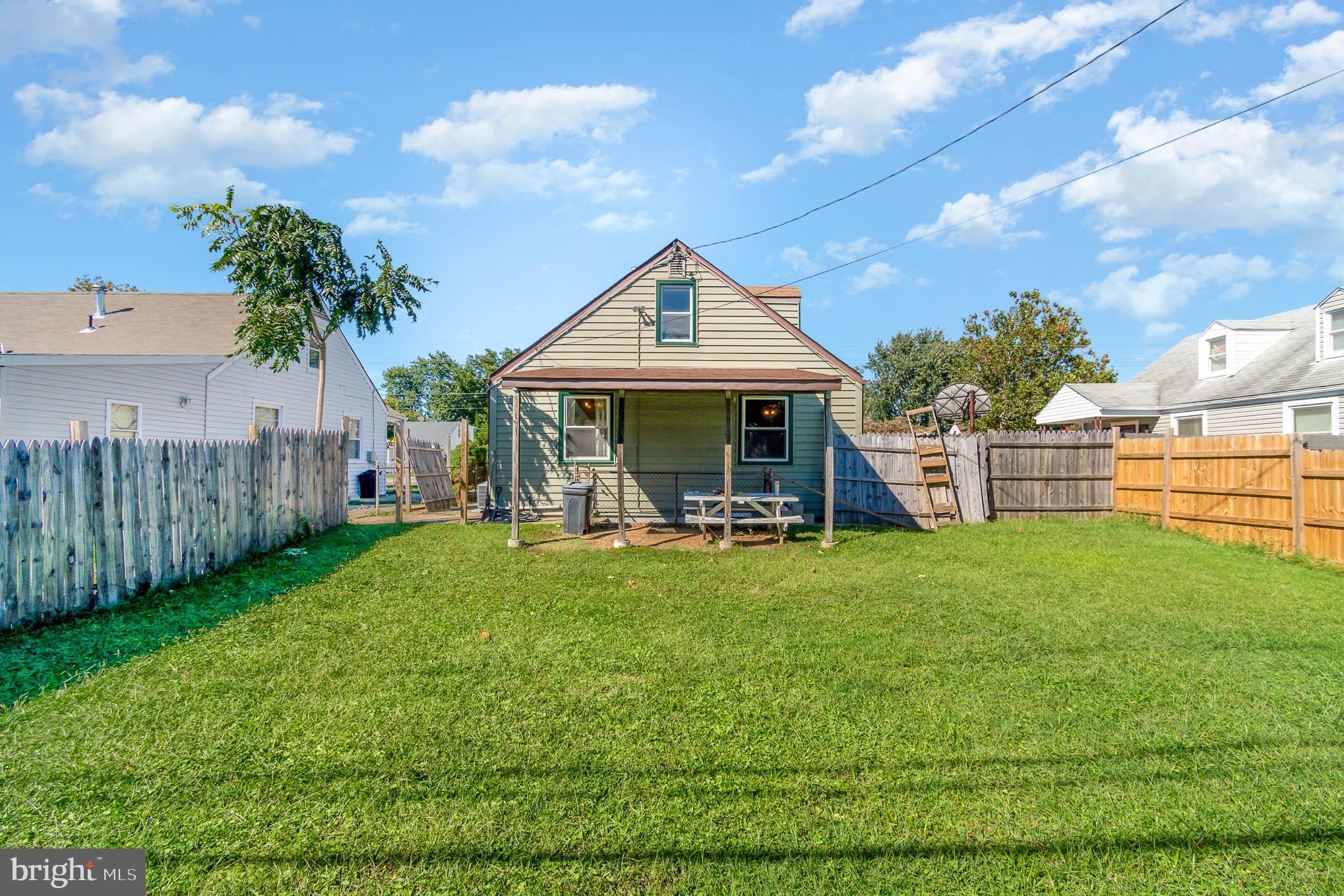 WATERSEDGE - Residential