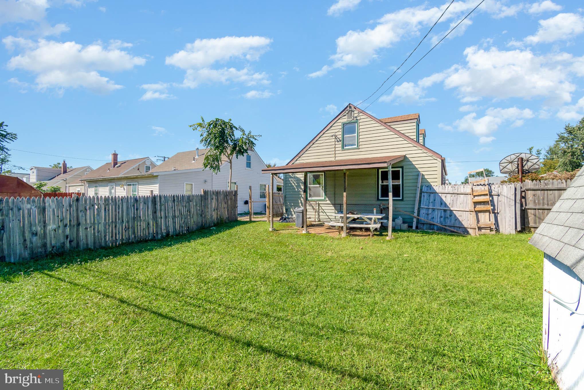 WATERSEDGE - Residential