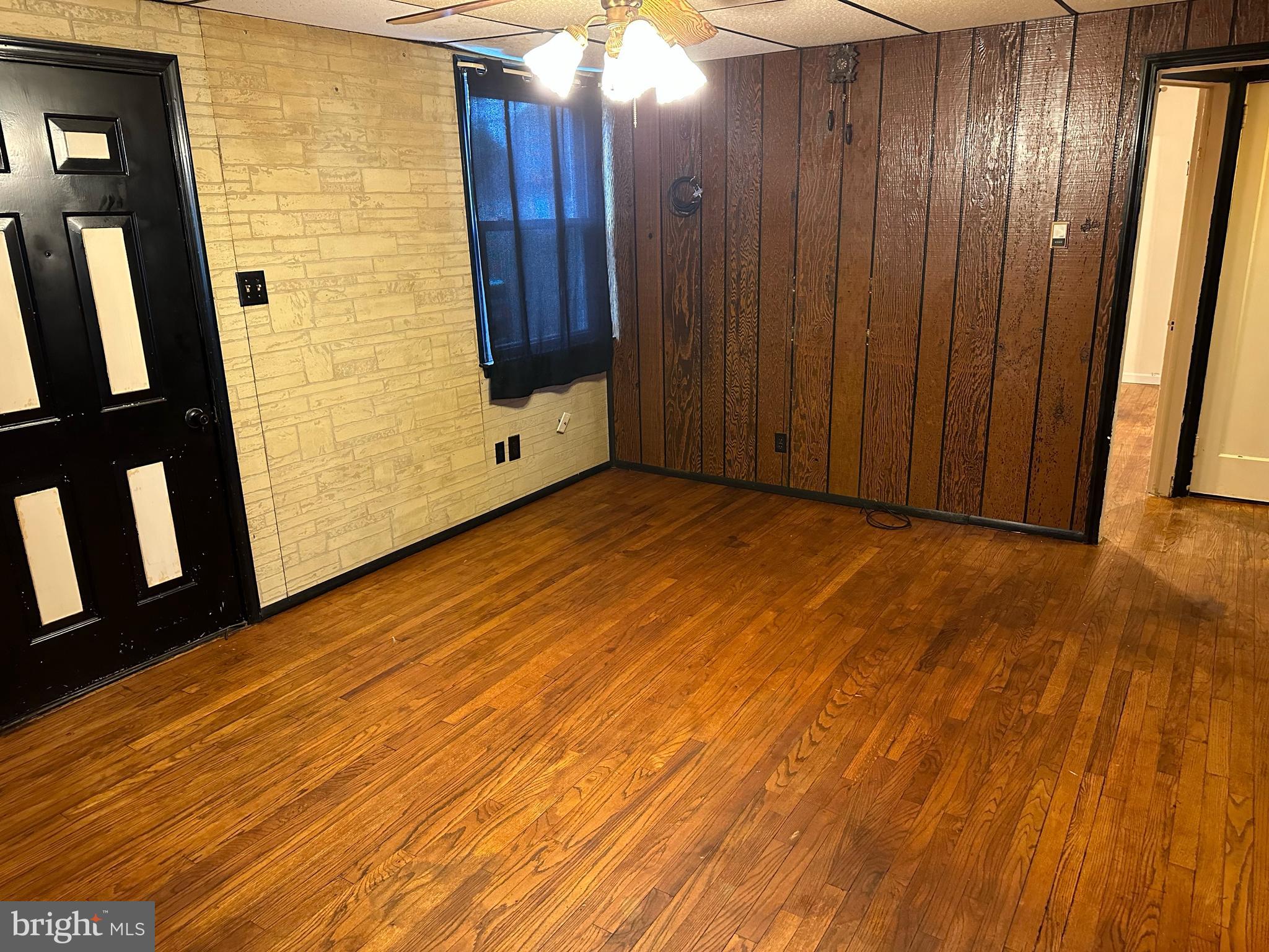 WATERSEDGE - Residential