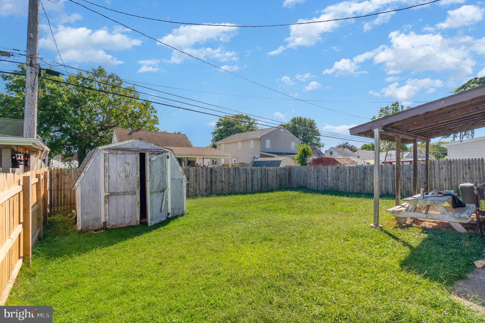 WATERSEDGE - Residential