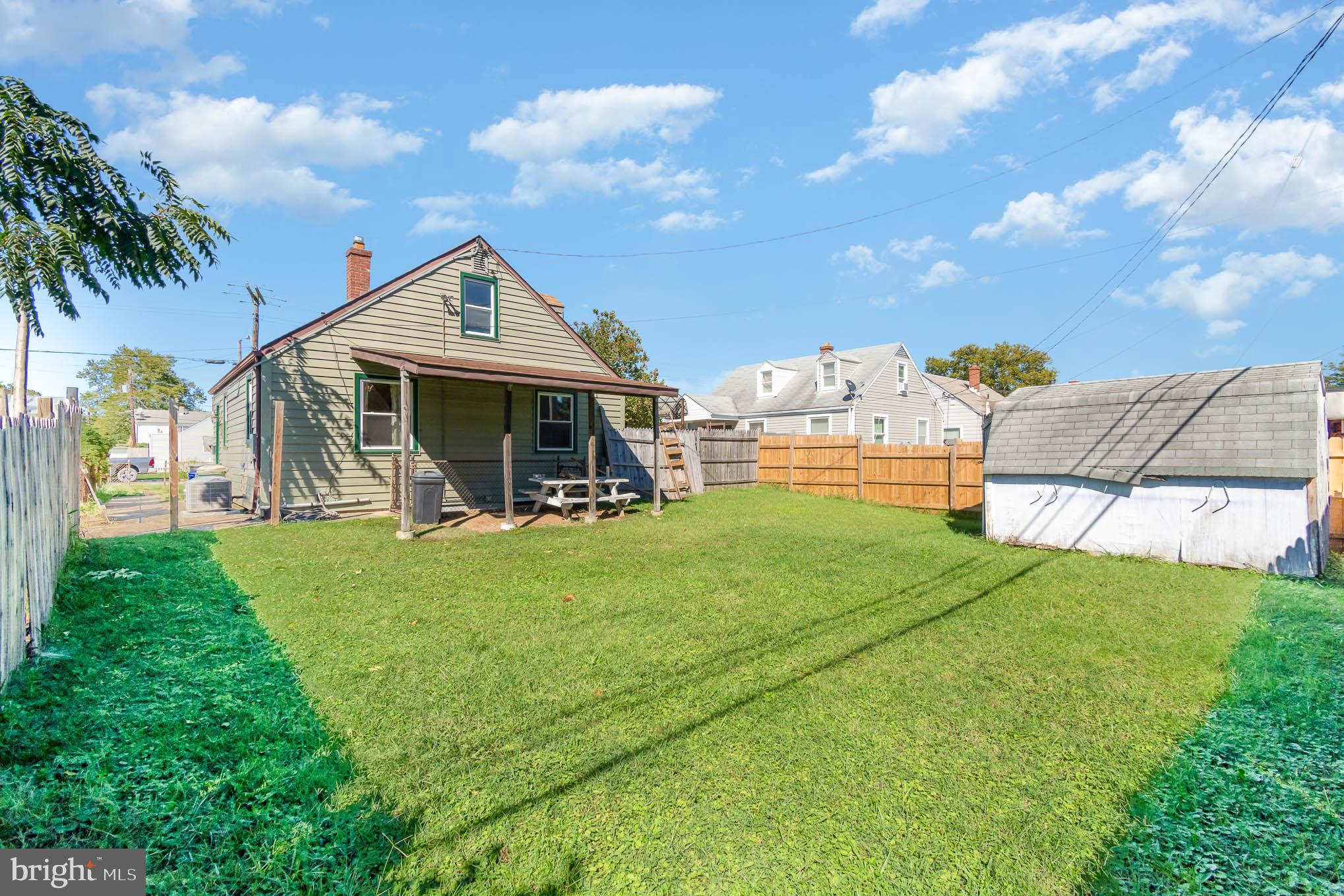 WATERSEDGE - Residential